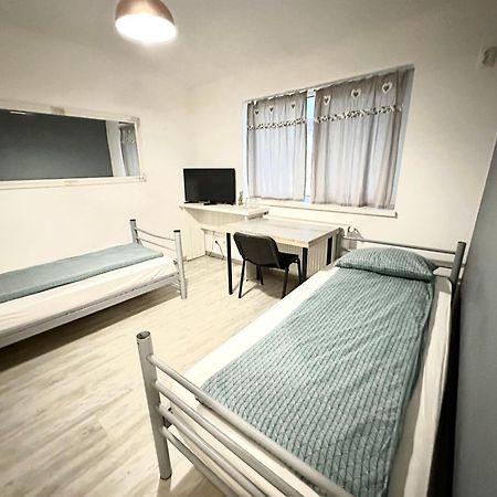 Cazare Muncitori Cluj Gilău Eksteriør bilde